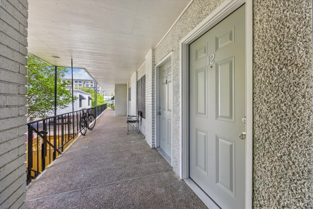 1645 W Main Street #11 Houston, TX 77006