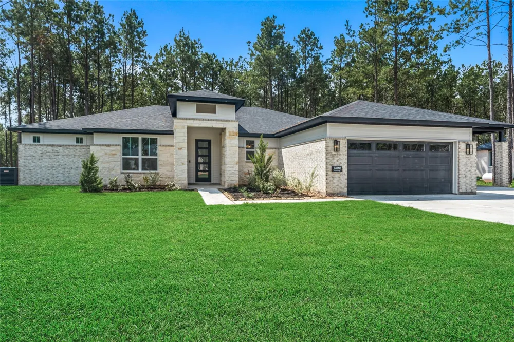 13660 Armstrong Street Conroe, TX 77303