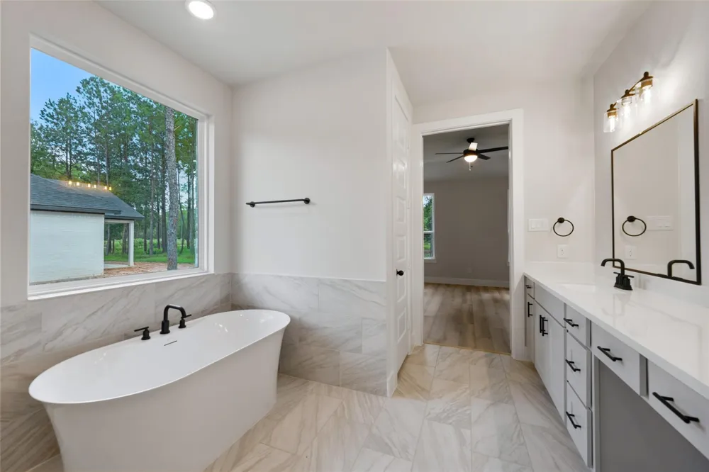 13660 Armstrong Street Conroe, TX 77303