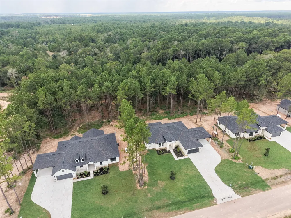 13660 Armstrong Street Conroe, TX 77303