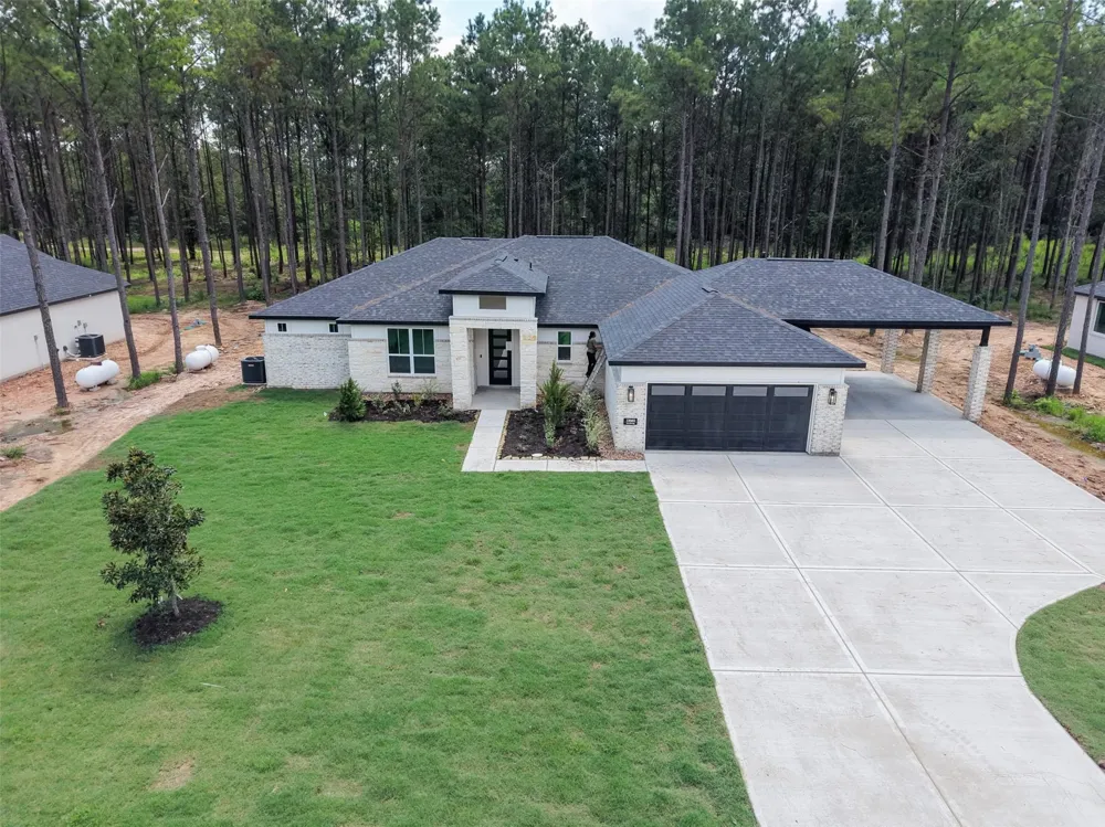 13660 Armstrong Street Conroe, TX 77303