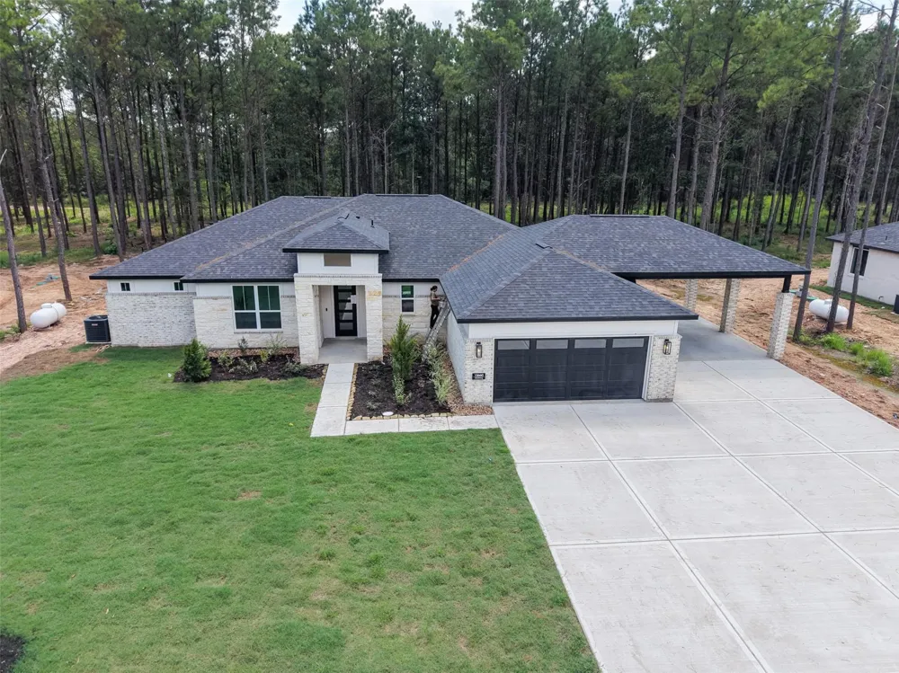 13660 Armstrong Street Conroe, TX 77303