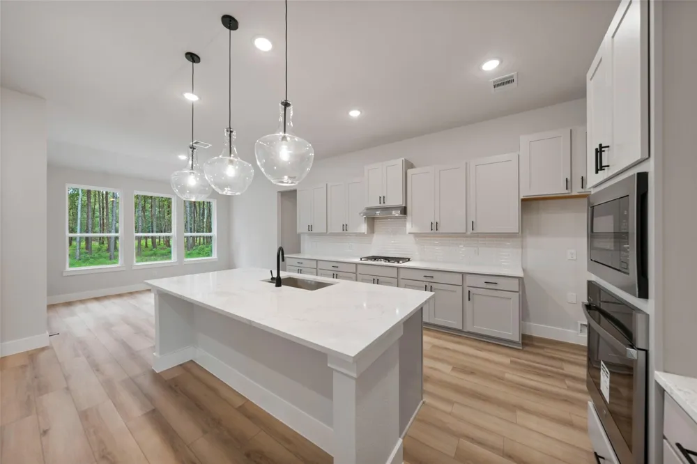 13660 Armstrong Street Conroe, TX 77303