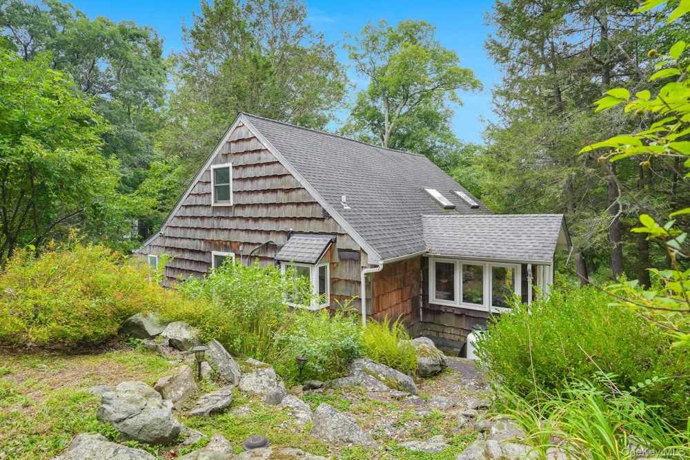 48 Dunderberg Road Putnam Valley, NY 10579