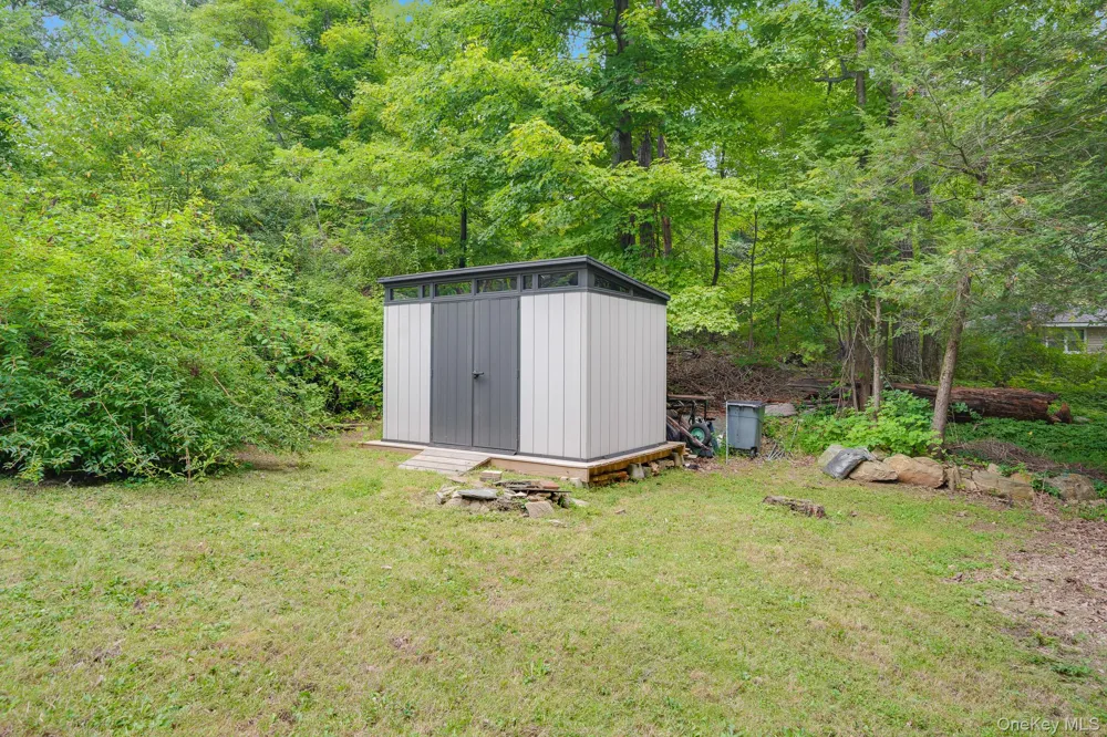 48 Dunderberg Road Putnam Valley, NY 10579