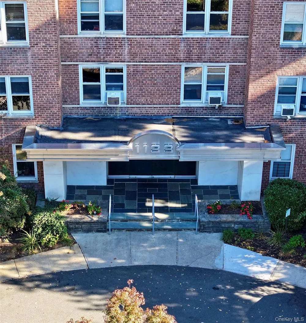 1133 Midland Avenue #2N Bronxville, NY 10708