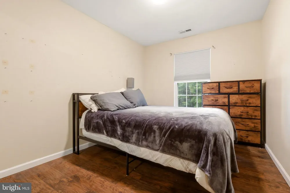 1504 DENHAM COURT Mount Laurel, NJ 08054