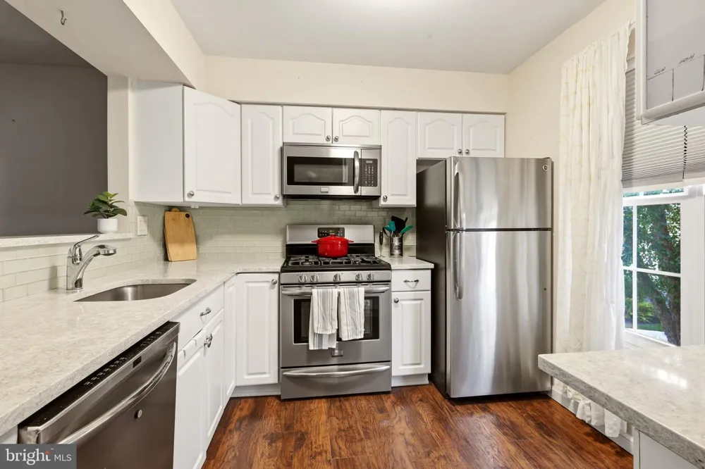 1504 DENHAM COURT Mount Laurel, NJ 08054