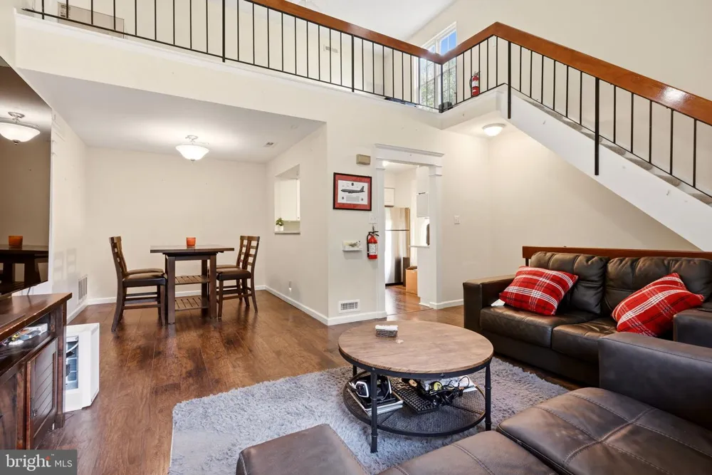 1504 DENHAM COURT Mount Laurel, NJ 08054
