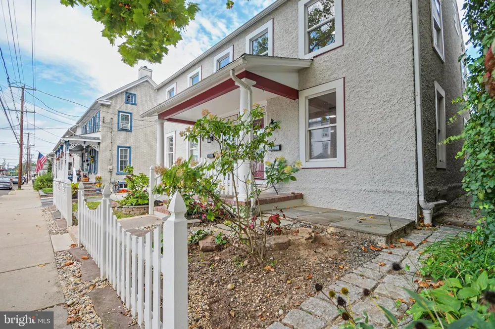 51 S MAIN STREET Quakertown, PA 18951