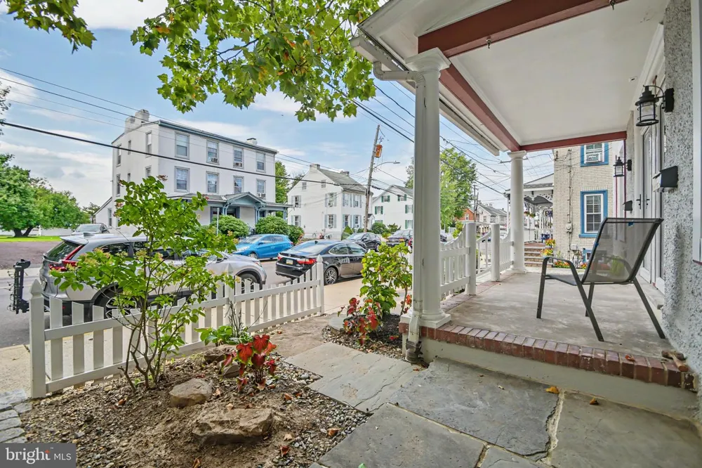 51 S MAIN STREET Quakertown, PA 18951