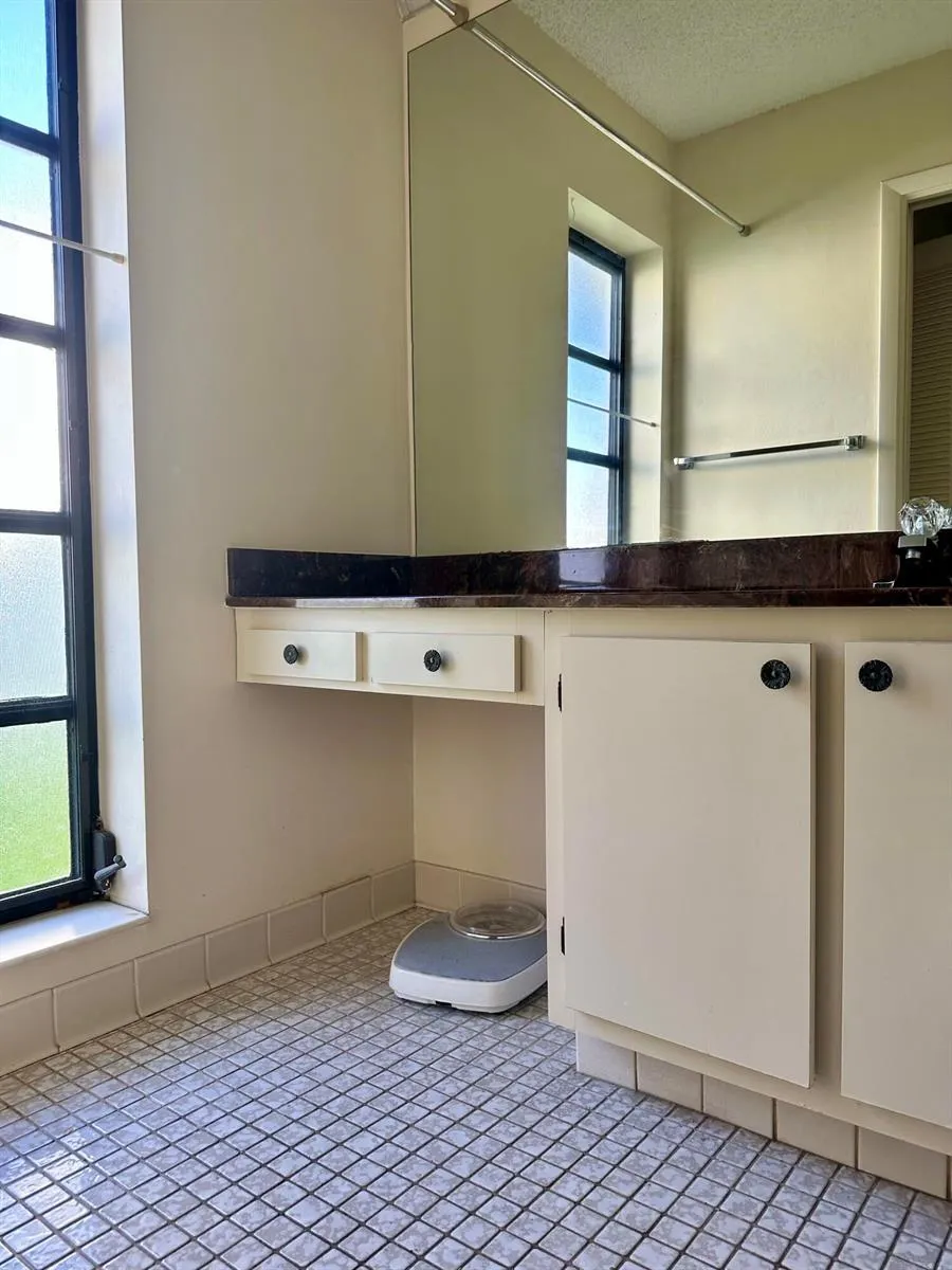 6273 Tall Cypress Circle 