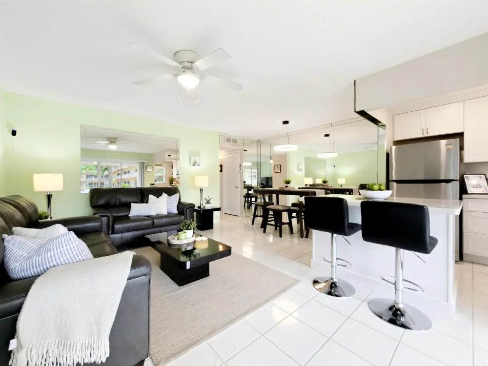 5300 WASHINGTON STREET #O124 Hollywood, FL 33021