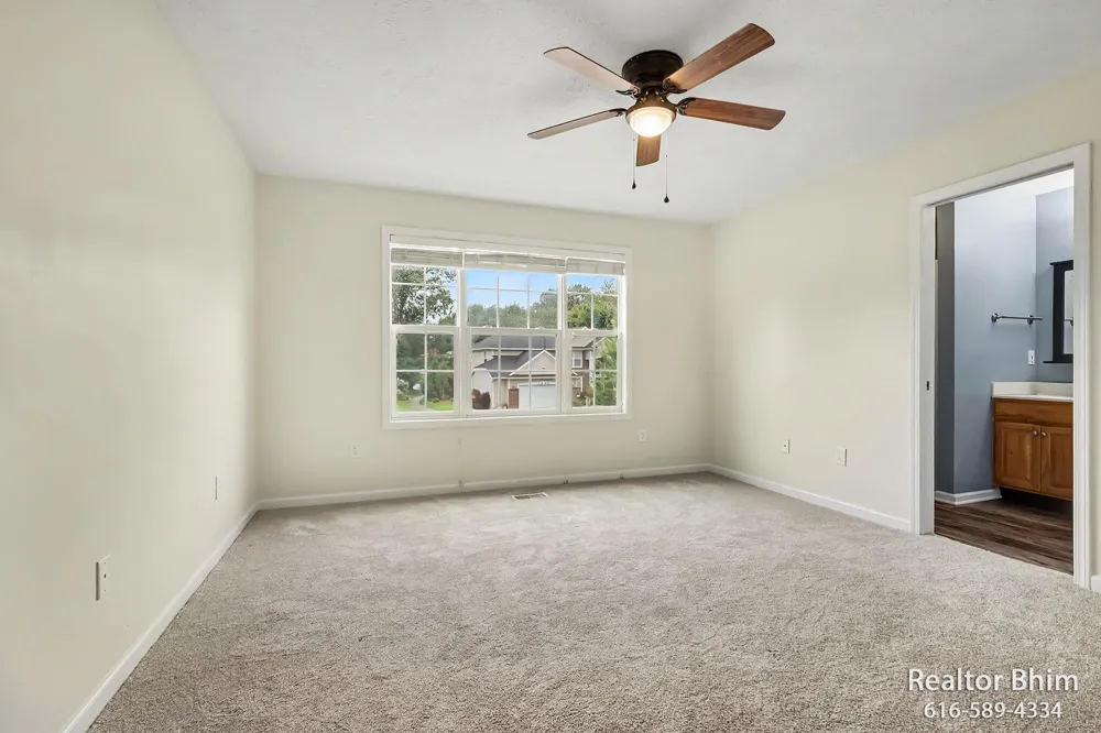 3689 Maple Hurst Drive SE Kentwood City, MI 49512