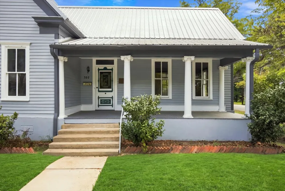 500 Ramona Street Smithville, TX 78957