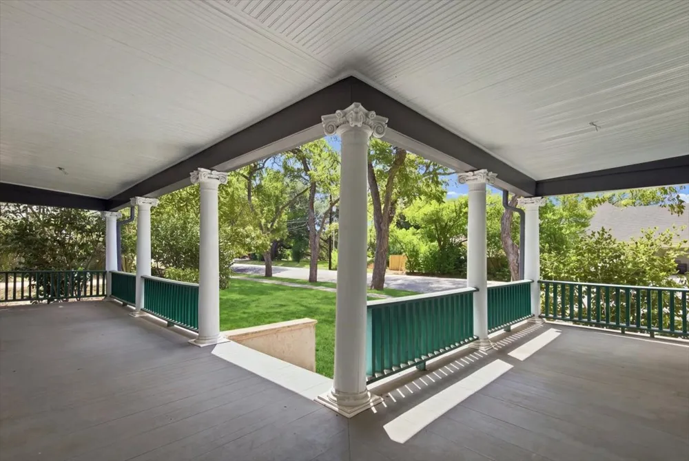 500 Ramona Street Smithville, TX 78957