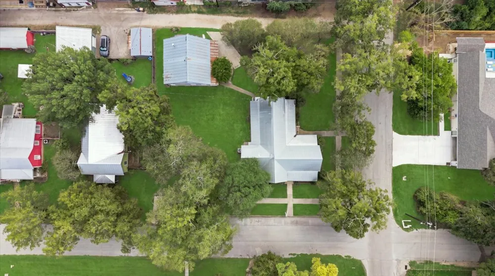 500 Ramona Street Smithville, TX 78957