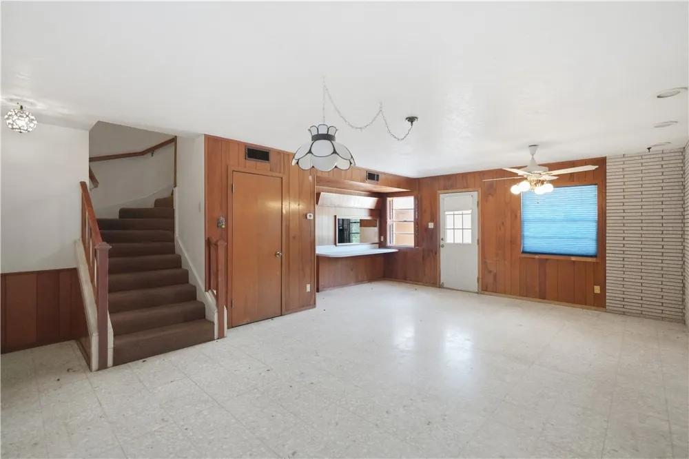 1358 Ocean Ingleside, TX 78362