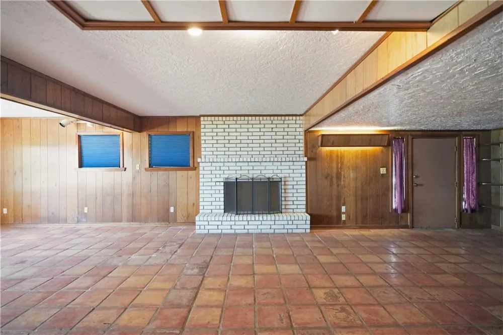 1358 Ocean Ingleside, TX 78362