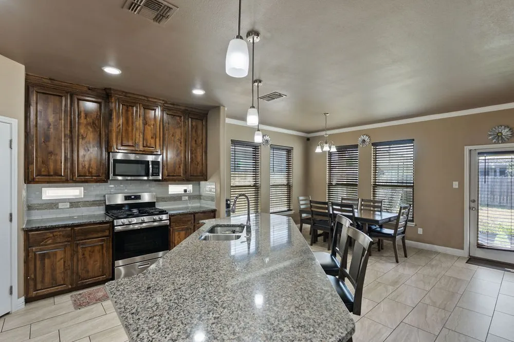 2201 Diamond Drive Corpus Christi, TX 78414