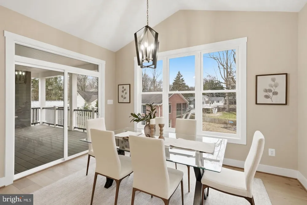 3410 BURROWS AVENUE Fairfax, VA 22030