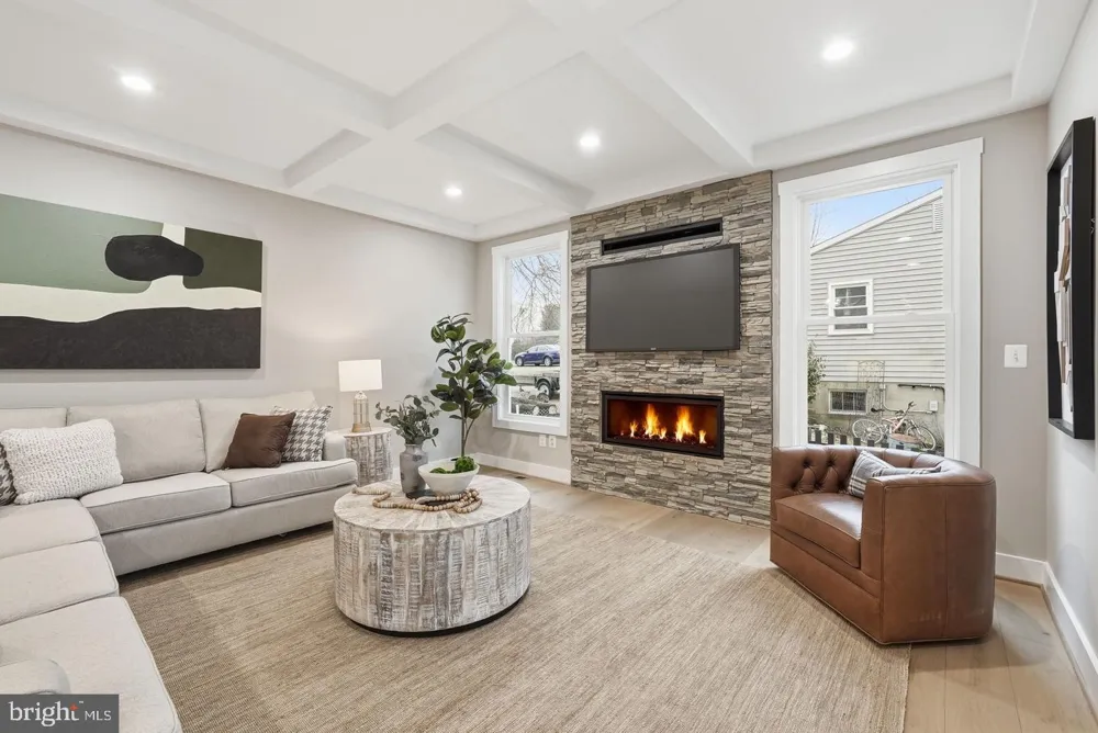 3410 BURROWS AVENUE Fairfax, VA 22030