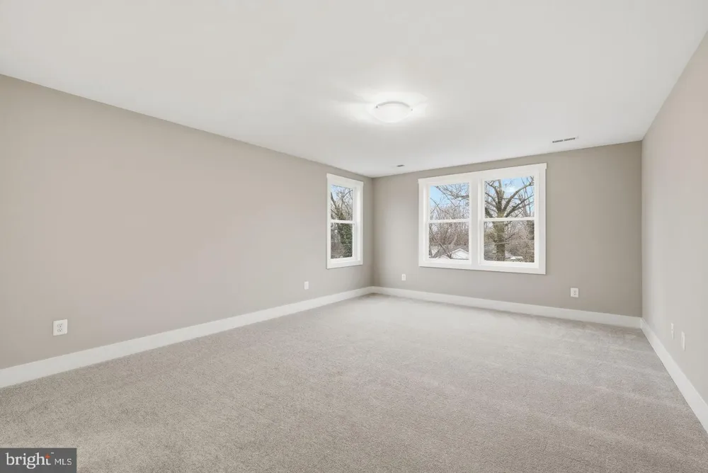 3410 BURROWS AVENUE Fairfax, VA 22030