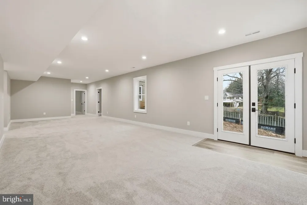 3410 BURROWS AVENUE Fairfax, VA 22030