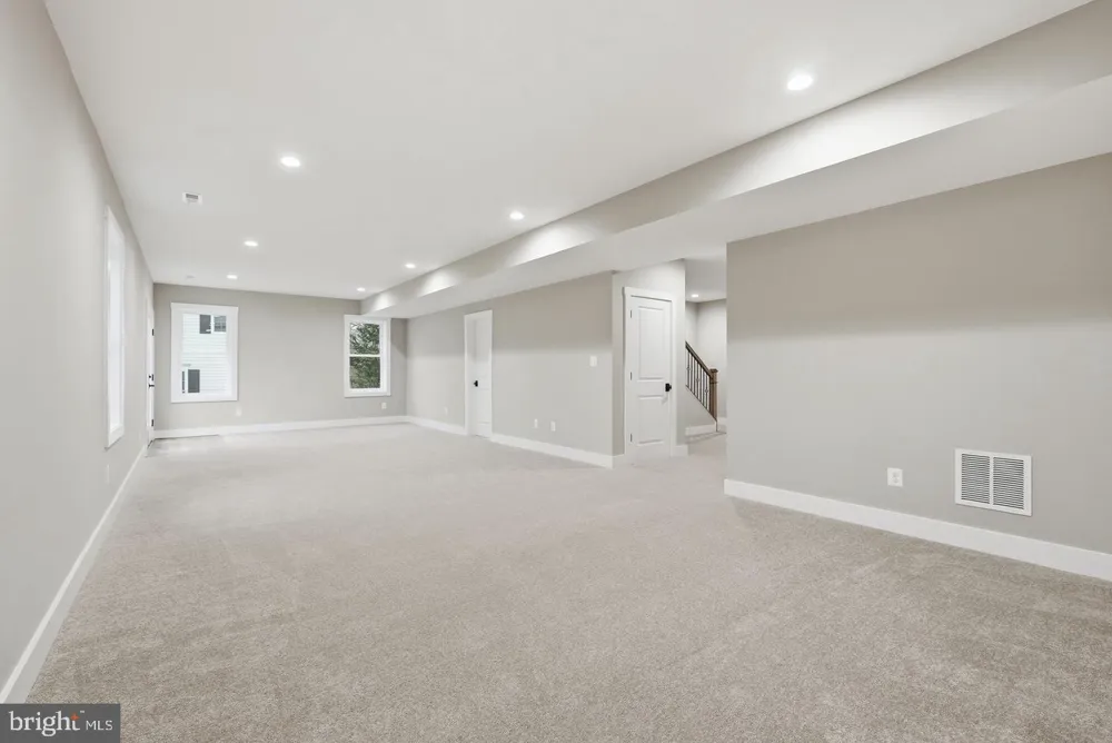 3410 BURROWS AVENUE Fairfax, VA 22030
