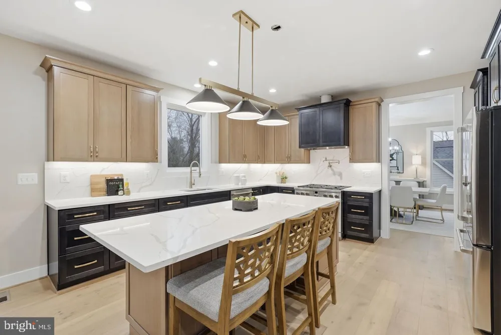 3410 BURROWS AVENUE Fairfax, VA 22030