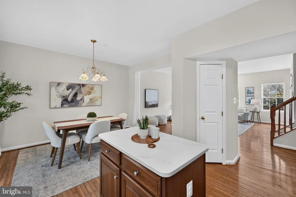 13121 ROSEBAY Germantown, MD 20874