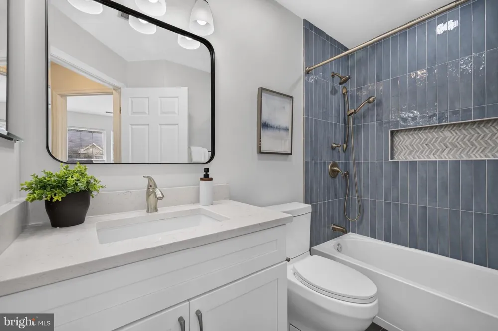 13121 ROSEBAY Germantown, MD 20874