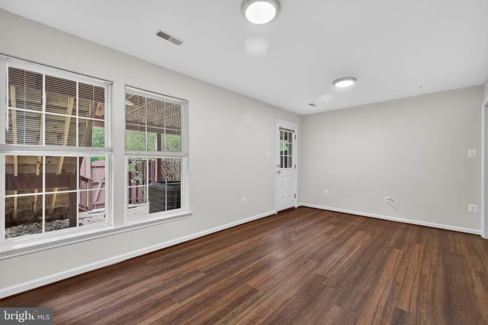 13121 ROSEBAY Germantown, MD 20874