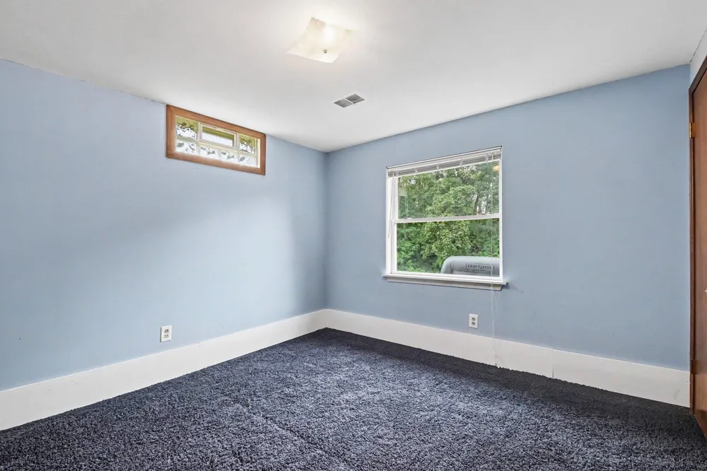 893 Maplehill Avenue SE Ada, MI 49301