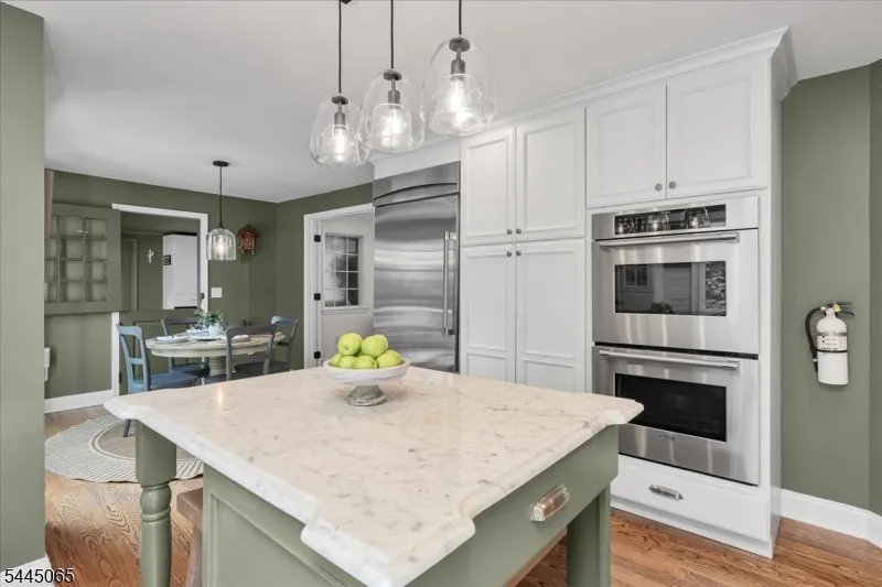 1349 Birch Hill Rd Mountainside, NJ 07092