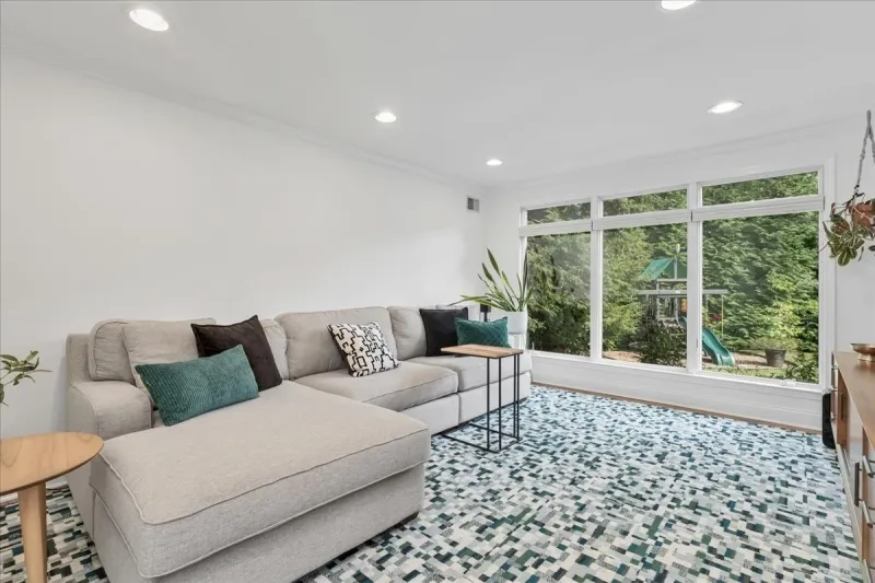 1349 Birch Hill Rd Mountainside, NJ 07092
