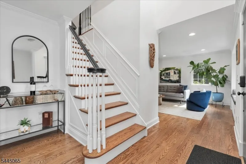 1349 Birch Hill Rd Mountainside, NJ 07092