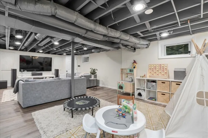 1349 Birch Hill Rd Mountainside, NJ 07092
