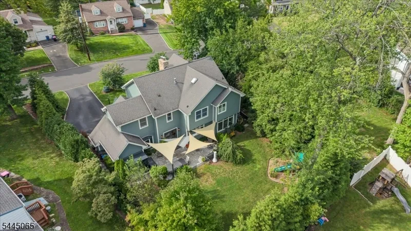 1349 Birch Hill Rd Mountainside, NJ 07092