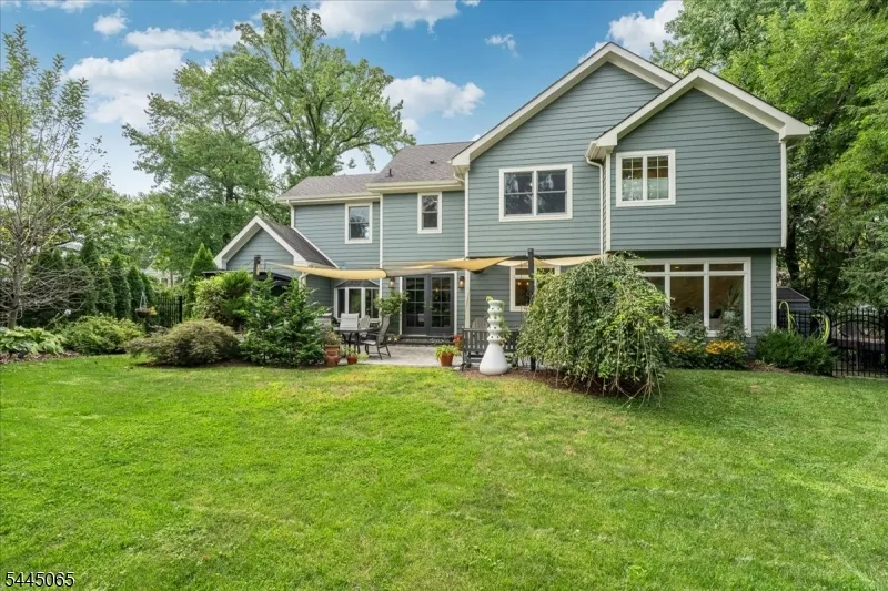 1349 Birch Hill Rd Mountainside, NJ 07092