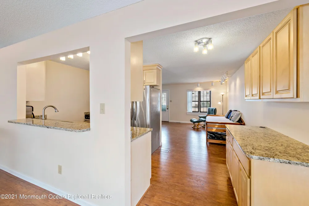 31 Peggy Lane Manahawkin, NJ 08050