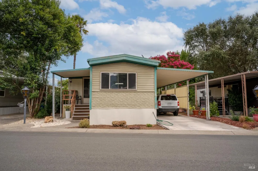 460 E Gobbi Street ##6 Ukiah, CA 95482