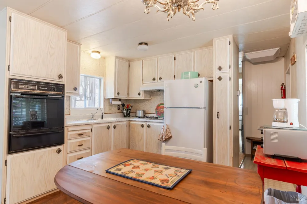 460 E Gobbi Street ##6 Ukiah, CA 95482