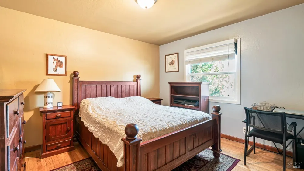 1239 Janet Way Santa Rosa, CA 95405