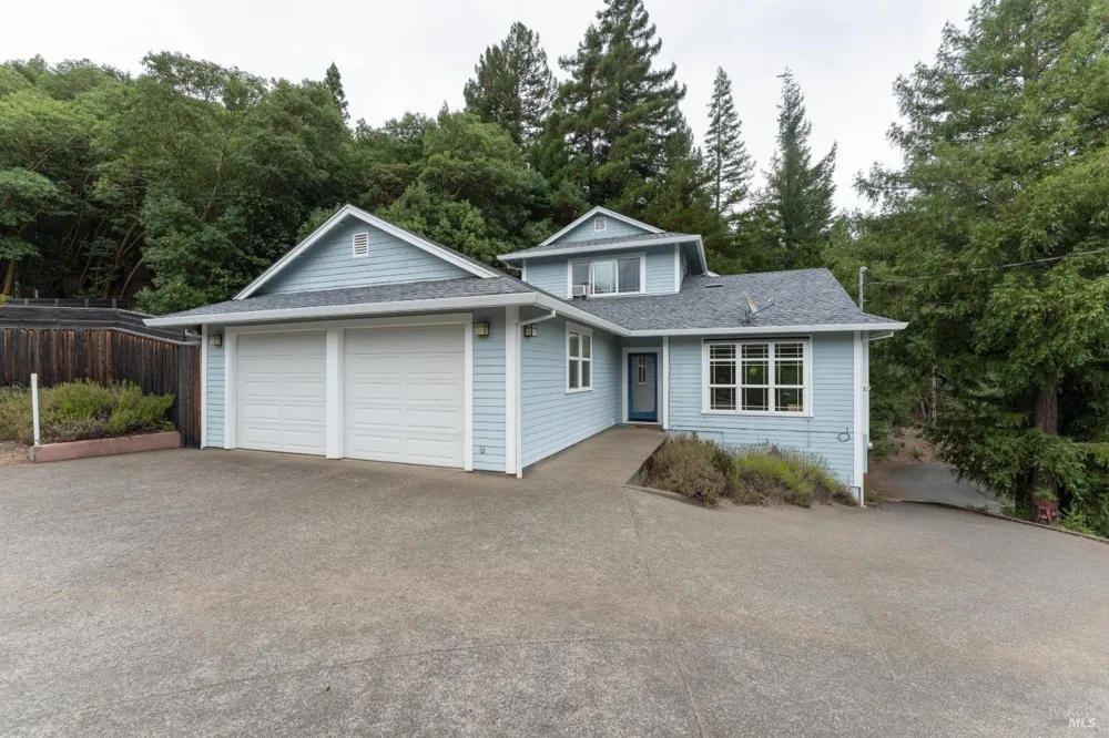2398 Poppy Terrace Willits, CA 95490