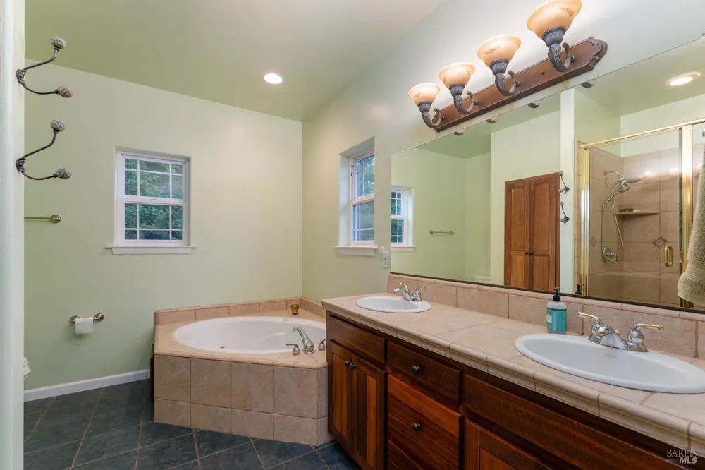 2398 Poppy Terrace Willits, CA 95490