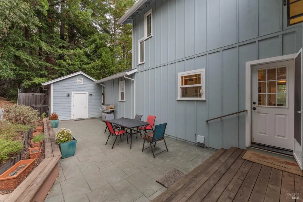 2398 Poppy Terrace Willits, CA 95490