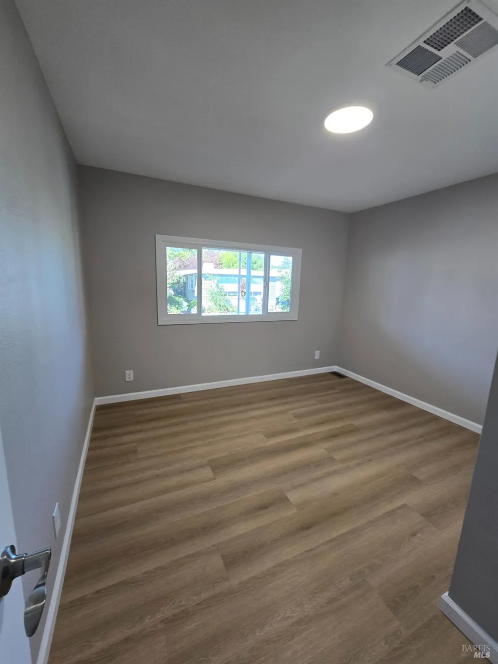 82 Cardinal Way Santa Rosa, CA 95409