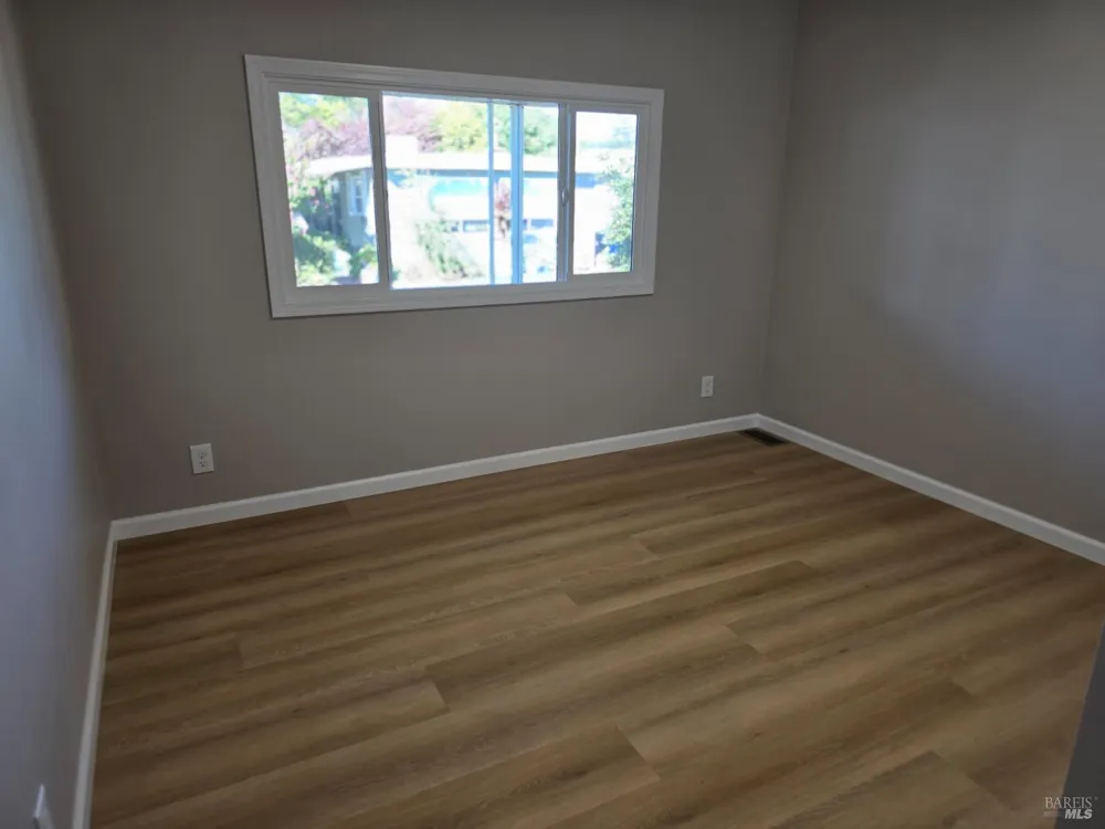 82 Cardinal Way Santa Rosa, CA 95409