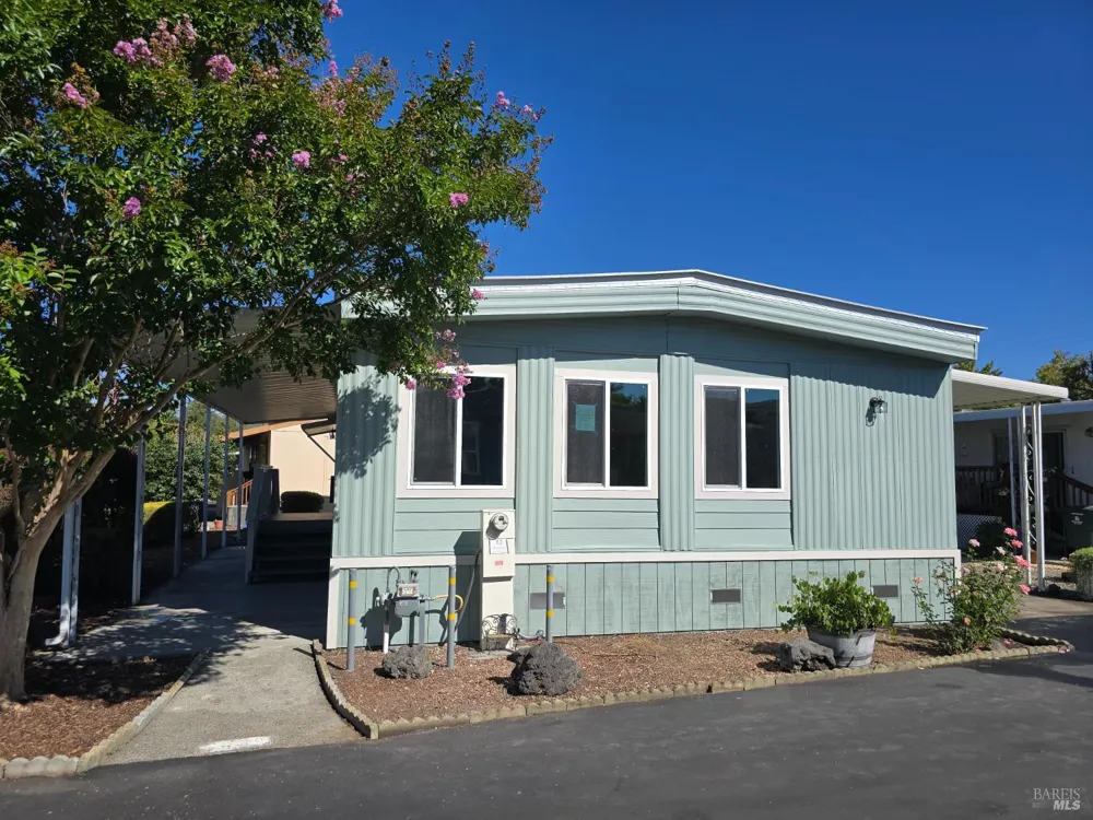82 Cardinal Way Santa Rosa, CA 95409
